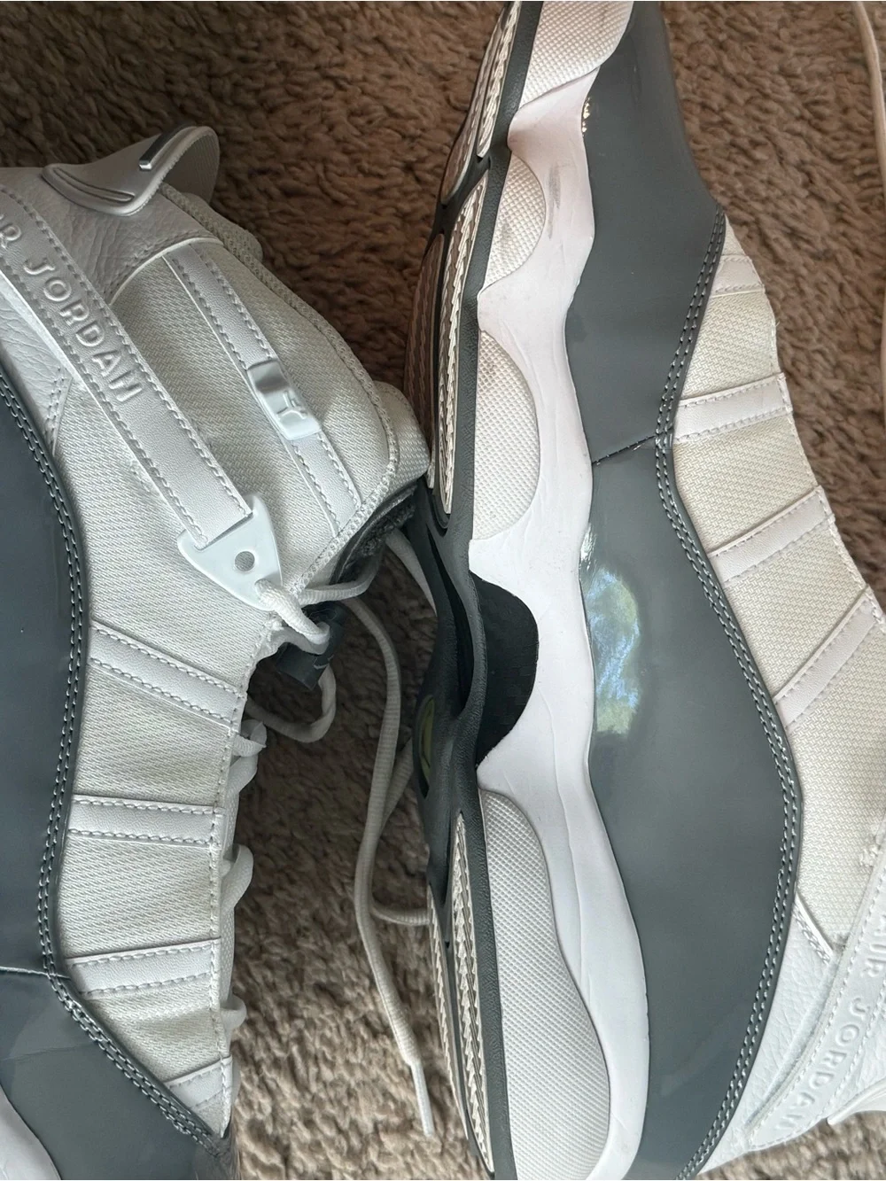 Jordan Men's Athletic Shoes White and Gray